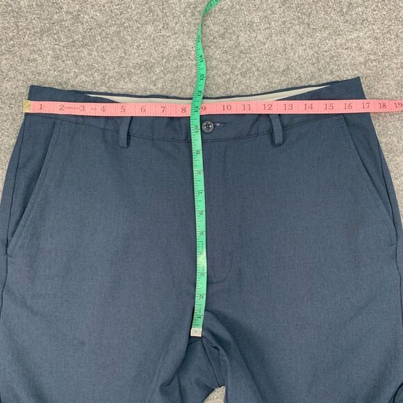 Greg Norman Golf Short Mens 34 Navy Stretch Flat Front Slash Pocket Bermuda - Picture 8 of 12